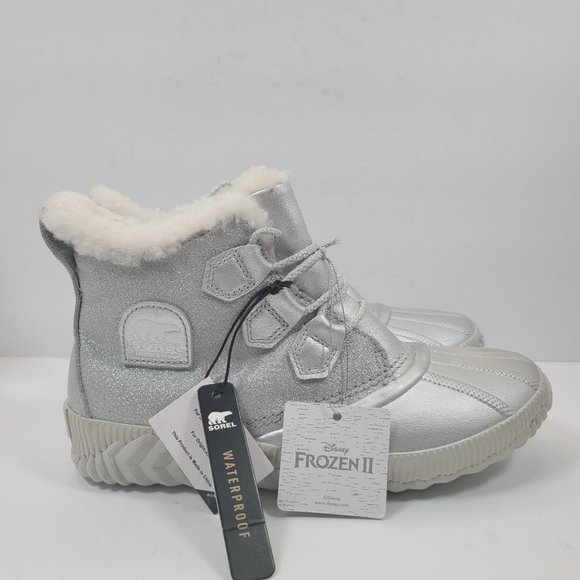 Sorel x Disney Frozen Out N About Women's Silver Boots US Size 7.5 - Picture 4 of 11